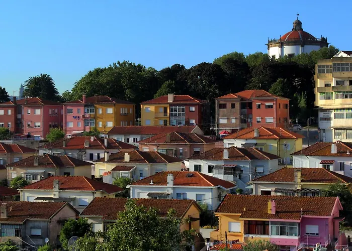 Oporto River And Ribeira Views Vila Nova de Gaia
