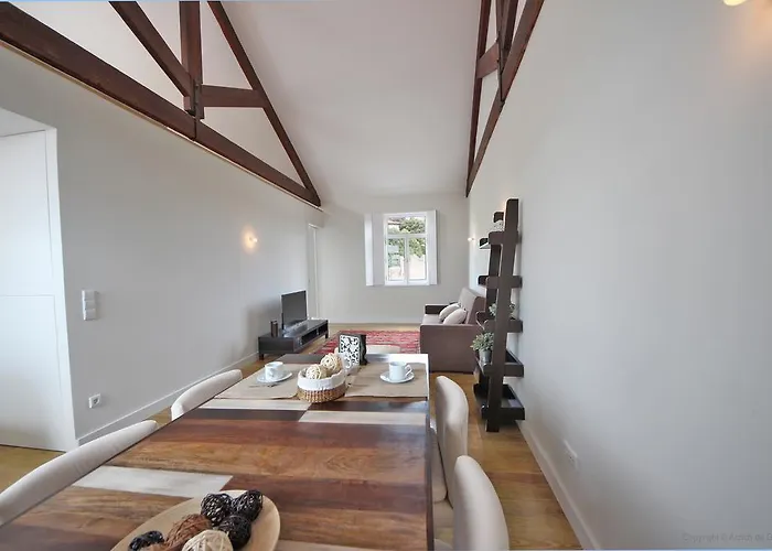 Oporto River And Ribeira Views Appartement *